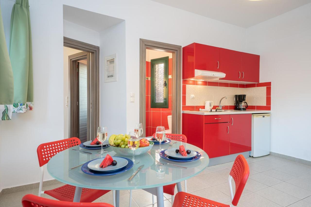 Lucia Simona Villas Mousata Habitación foto